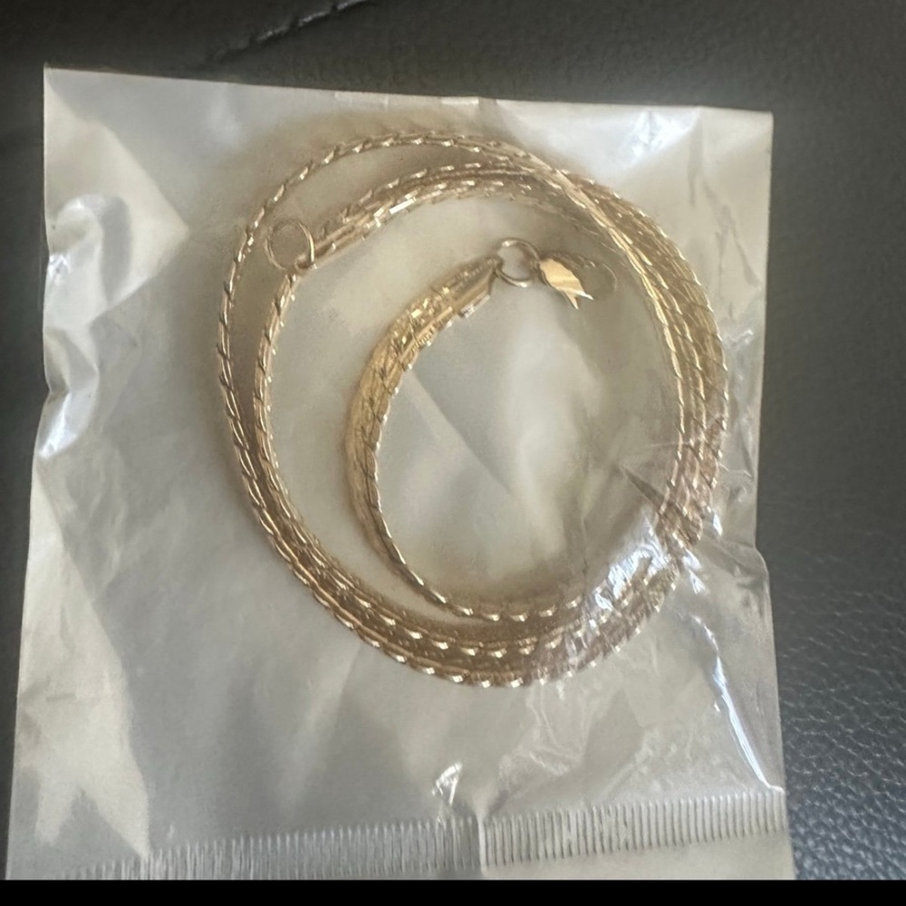 Elegant Gold Chain Necklace Set